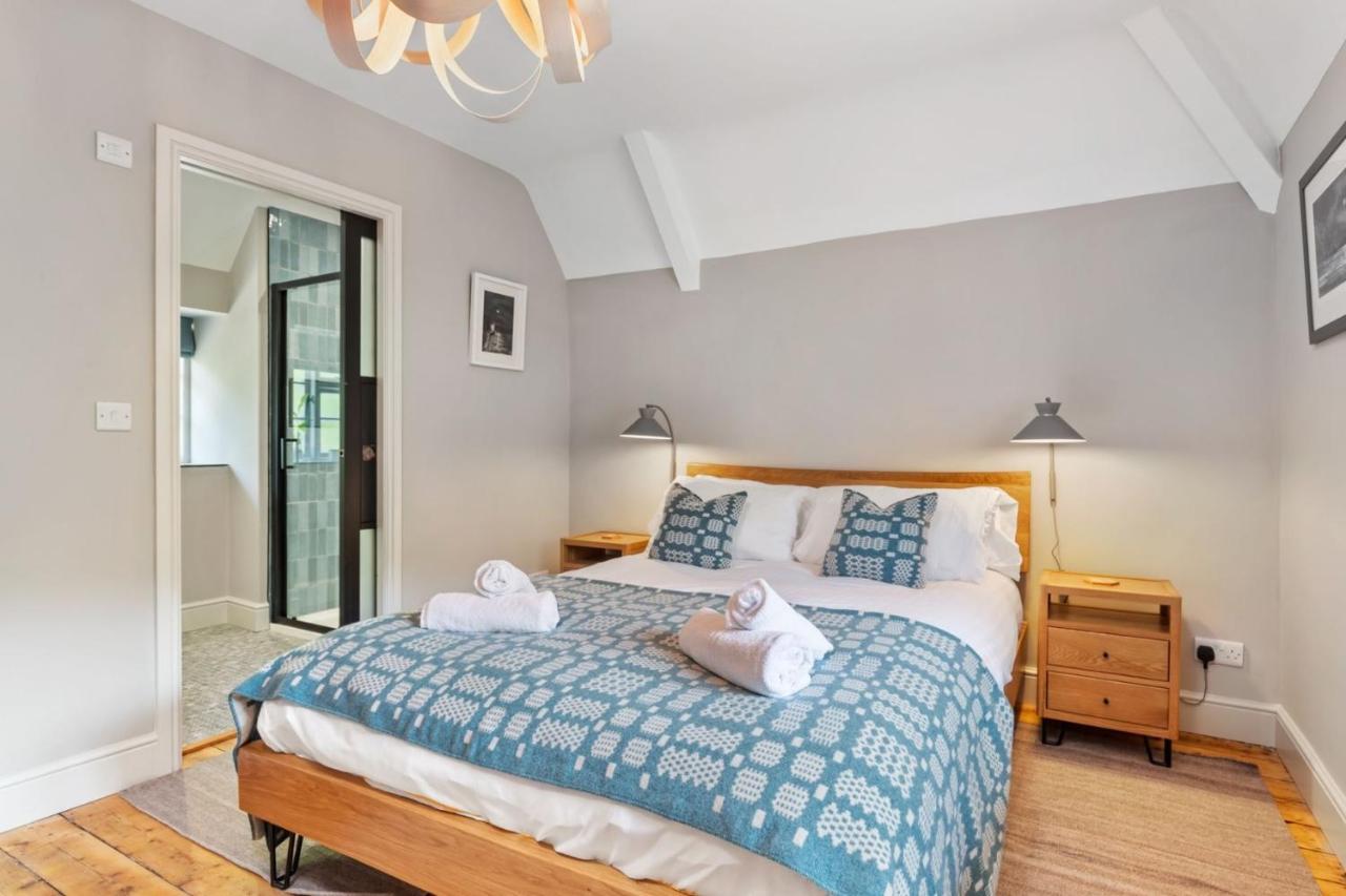 Teacher'S Cottage Оксвич Экстерьер фото